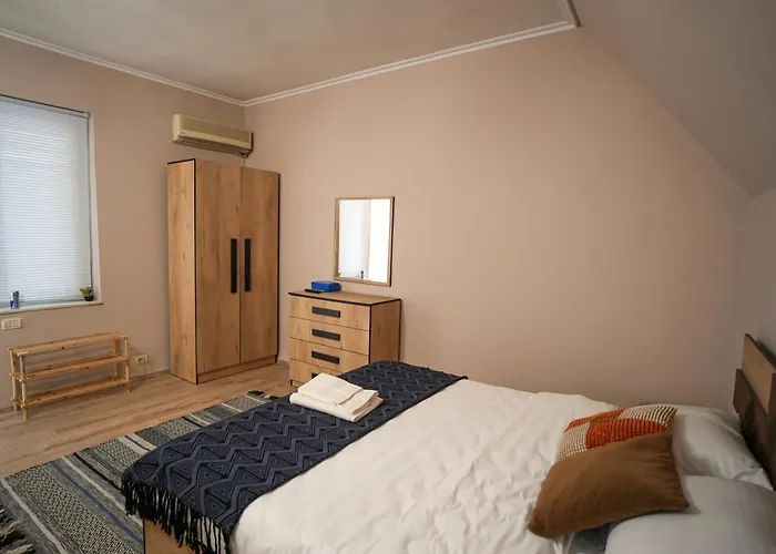 Grandpa House - Studio App.2