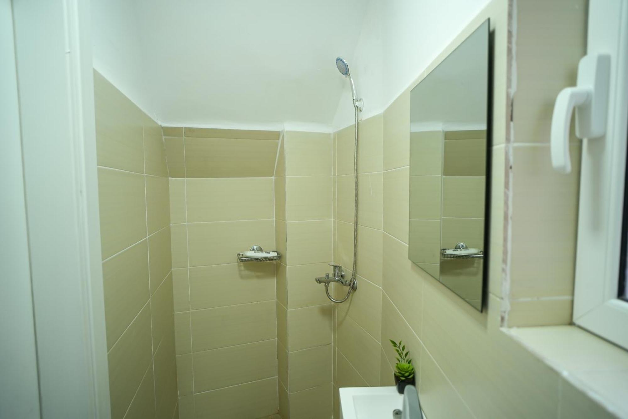 Apartment Grandpa House - App.2